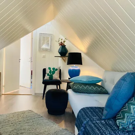 Apartment Downtown Historical House With Renovated *
