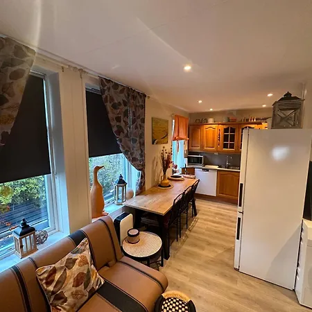 Apartment Downtown Historical House With Renovated *