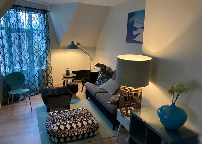 Downtown Historical House With Renovated Free P Near Ålesund