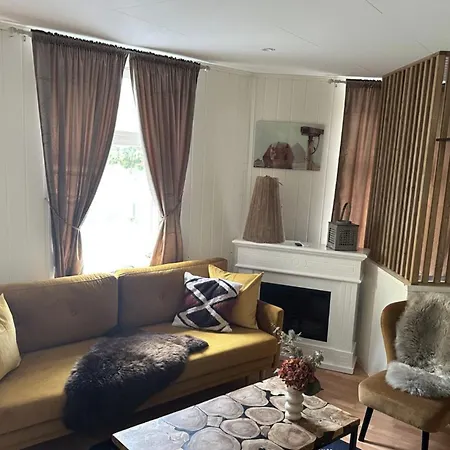 Apartmán Downtown Historical House With Renovated Free P Near